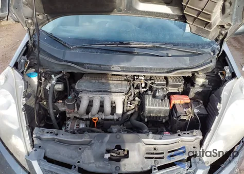 2011 Honda Fit z USA, uszkodzony, nr VIN JHMGE8H38BS010228